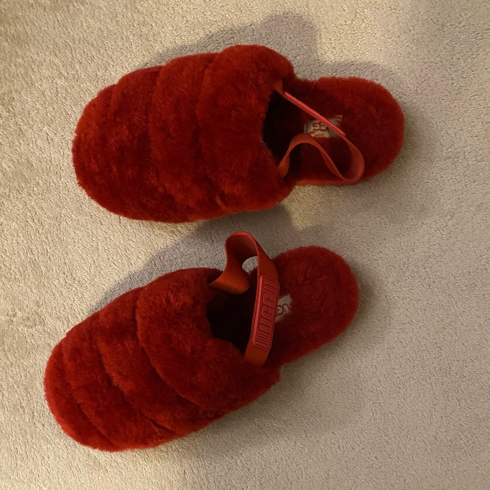 Red UGG SUPER FLUFF slippers, brand new. PERFECT BACHELORETTE GIFT
